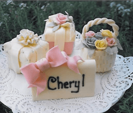 Elopement Cakes: Do You Need A Cake For Just Two?