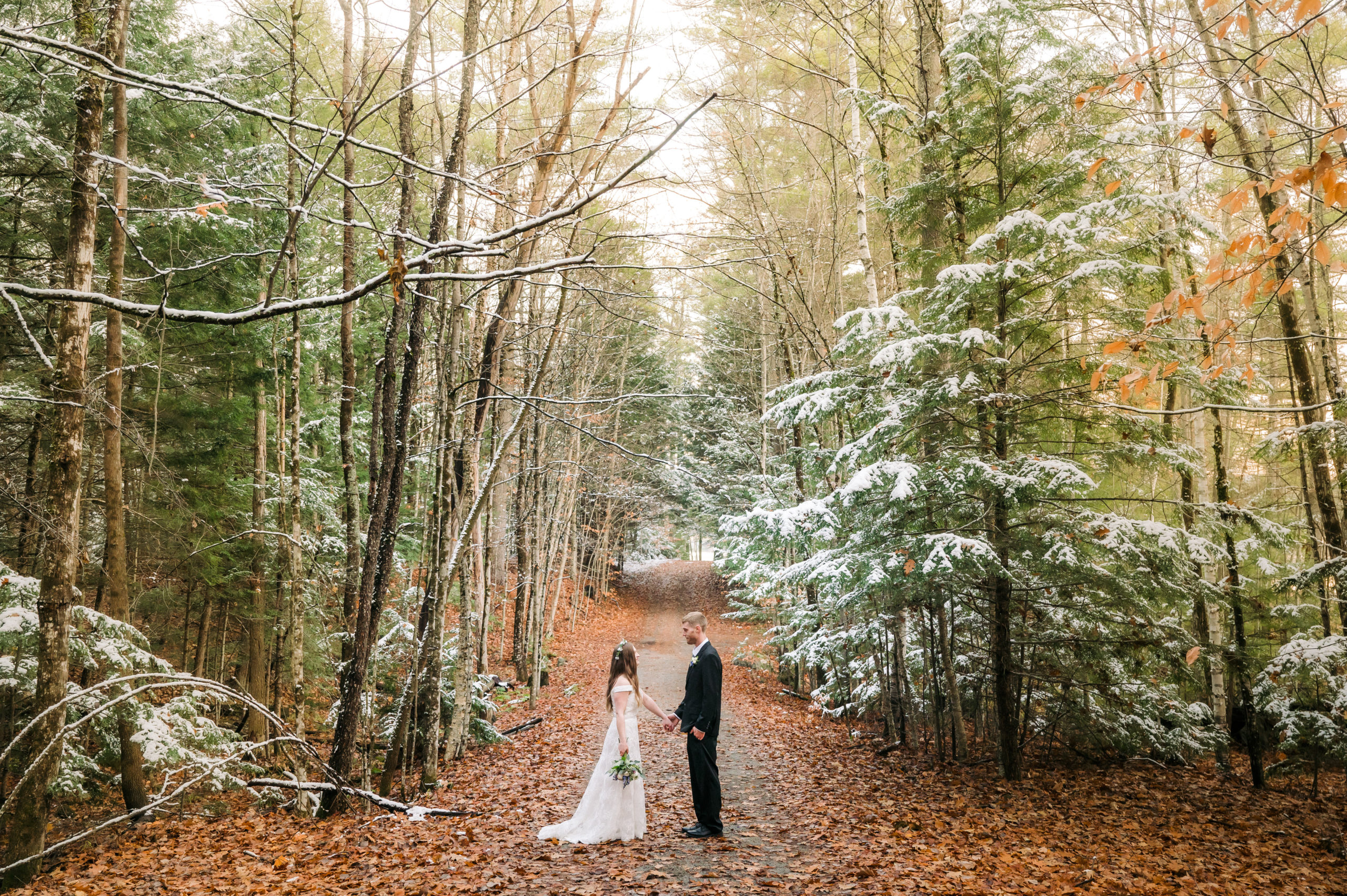 NY-Chestertown-FriendsLake Elopement